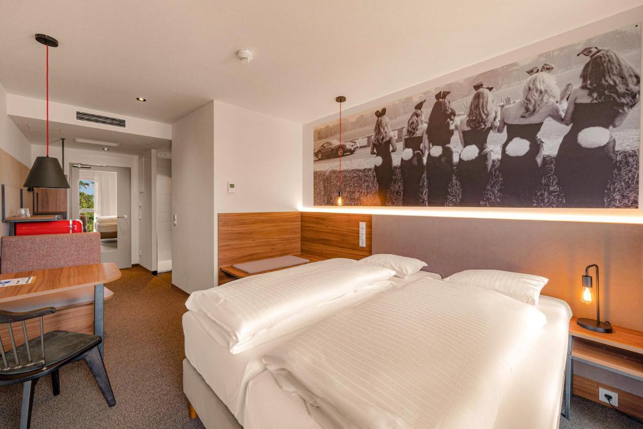 Zuendwerk - Motel Strasshof an der Nordbahn Dış mekan fotoğraf