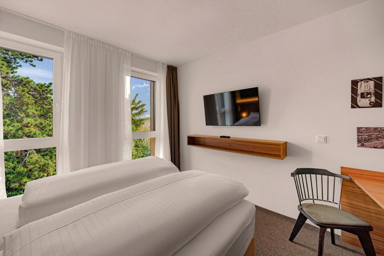 Zuendwerk - Motel Strasshof an der Nordbahn Dış mekan fotoğraf